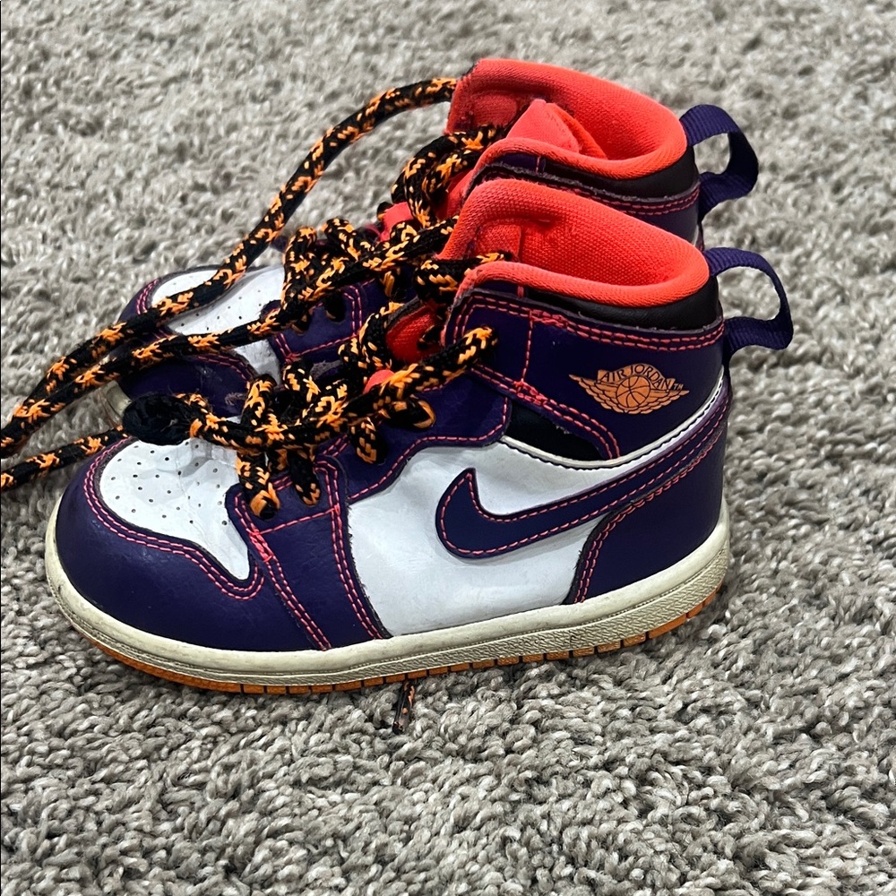 Nike Kids Sneakers in Purple, White, and Orange
